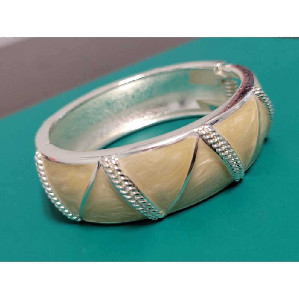 Vintage Tan Enamel Triangular Pattern Silver Tone… - image 4